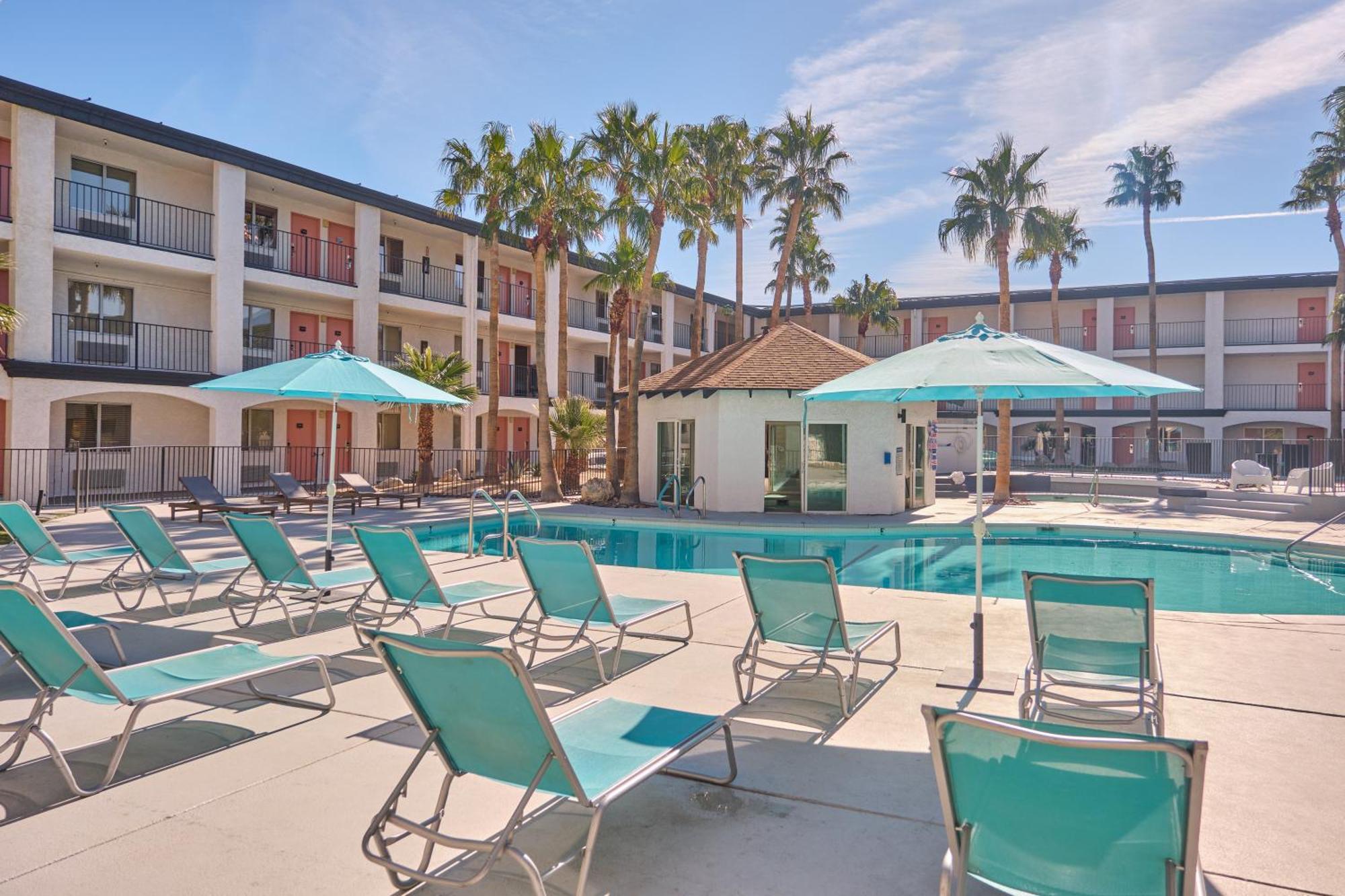 Aqua Soleil Hotel&Mineral Water Spa Desert Hot Springs Exterior foto