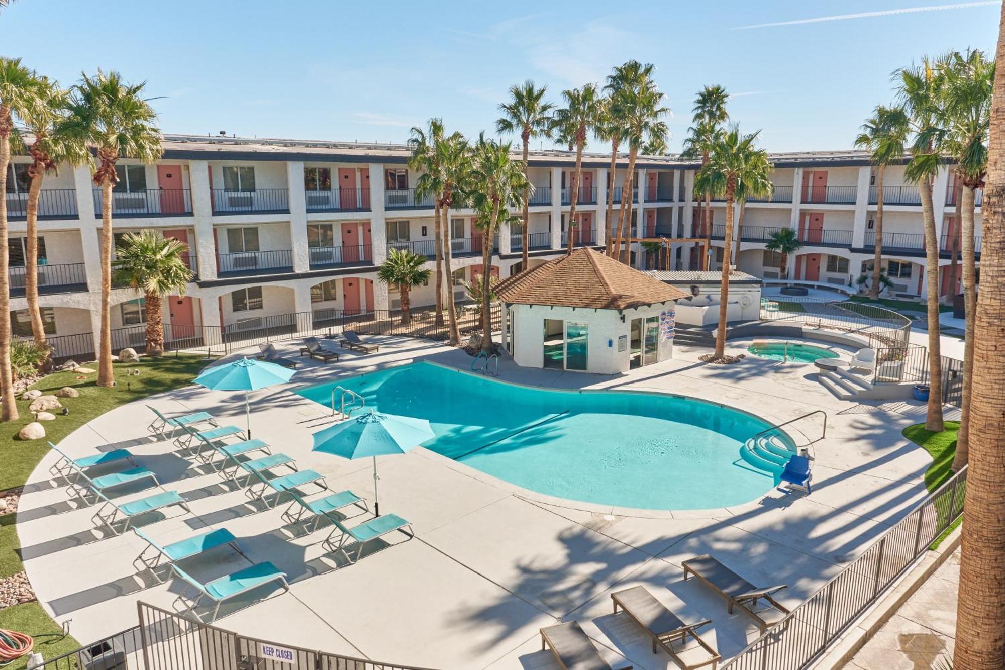 Aqua Soleil Hotel&Mineral Water Spa Desert Hot Springs Exterior foto